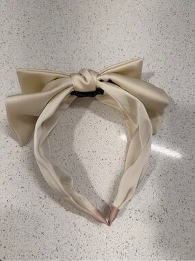 Silky Cream Bow Headband by